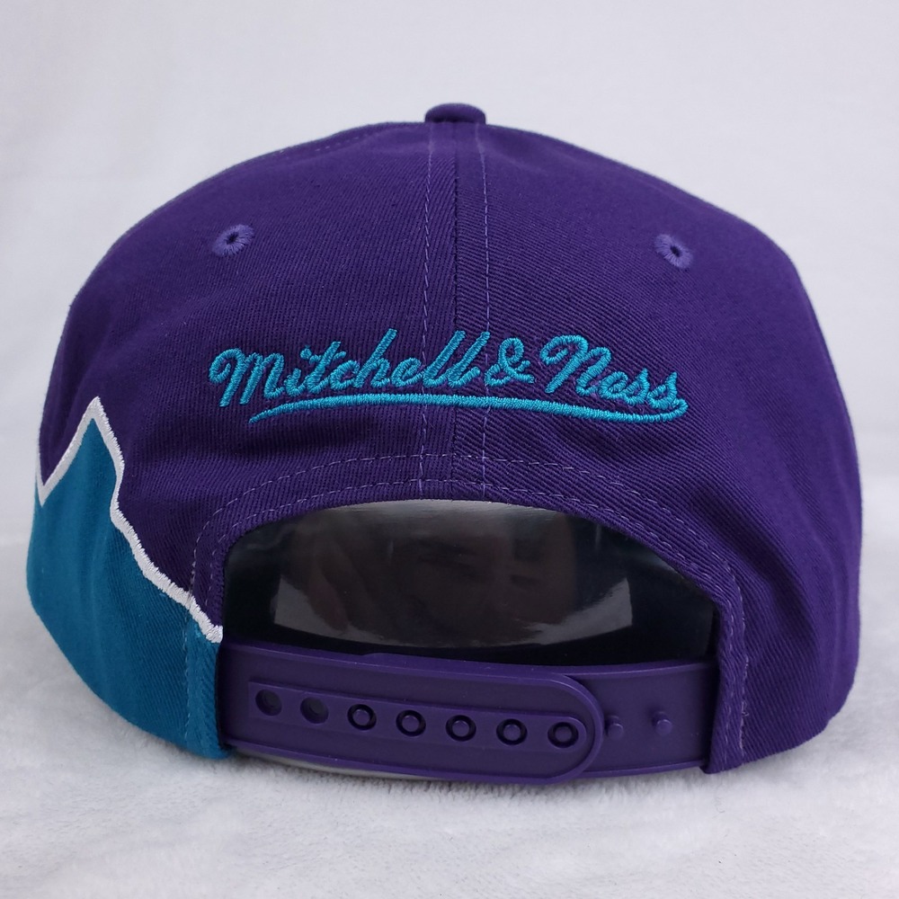 Charlotte Hornets Mitchell & Ness NBA Dad Hat Cap 3D Logo Cut Fabric Art New - Picture 6 of 9